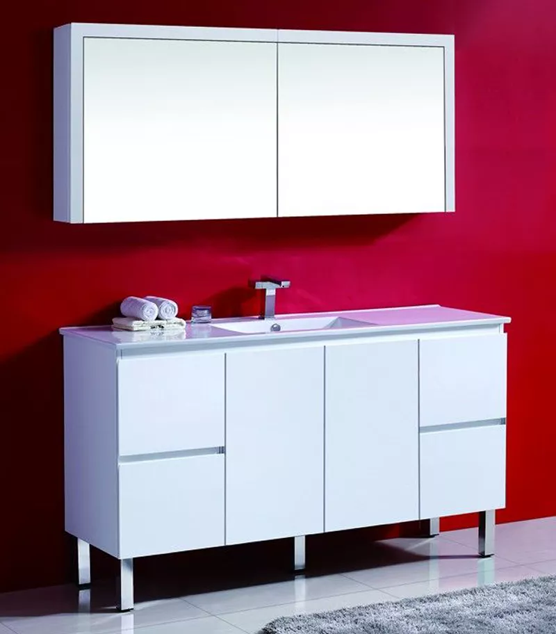 Reno 3 Single Bowl Ceramic Top Vanity With Legs 1500mm