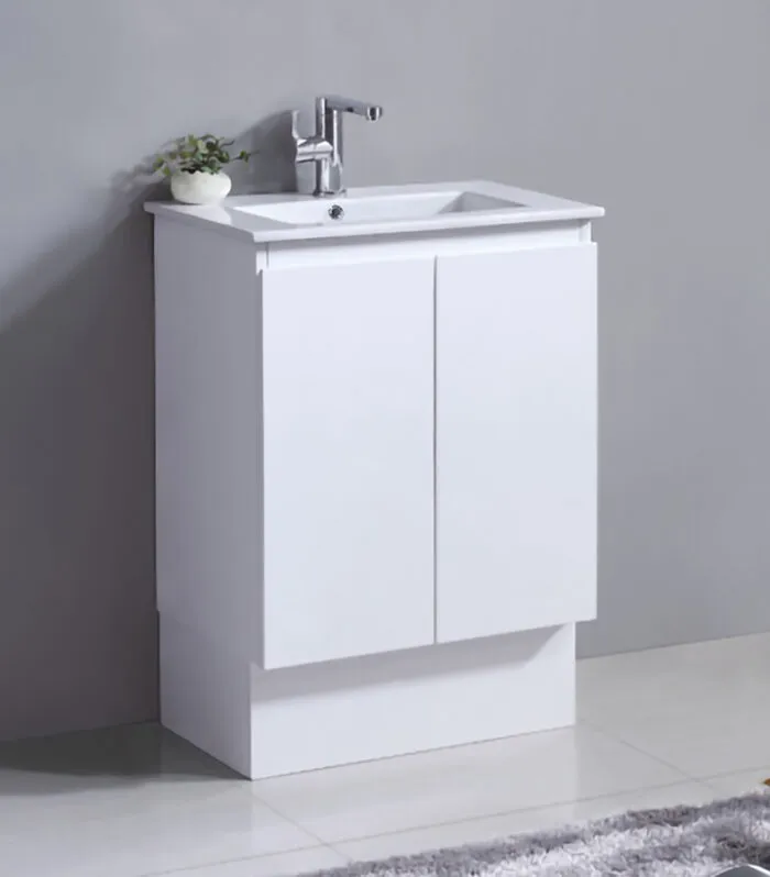Reno 600mm Freestanding Vanity With Ceramic Top On Kickboard - Gloss White