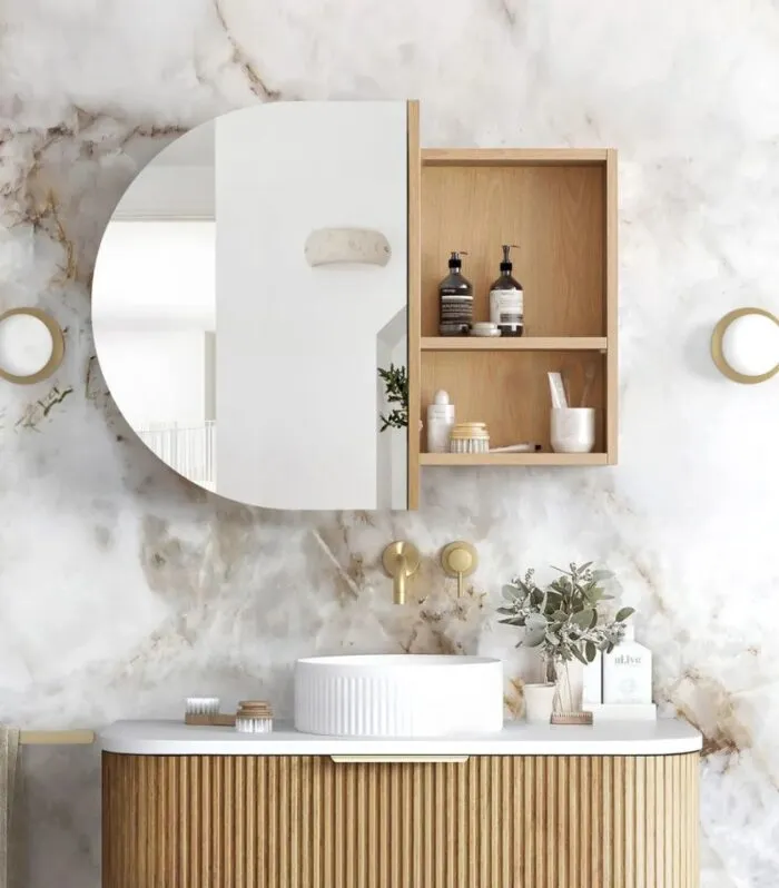 Bondi 900x600mm Shaving Cabinet - Woodland Oak Interior