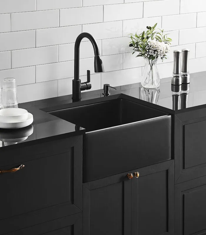 Chelsea Fireclay Farmhouse Matt Black Single Bowl Sink 600mm With Background