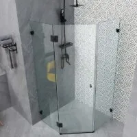 Diamond-Shaped Frameless Pivot Door Shower Screen – Matt Black Fittings Diamond-Shaped Frameless Pivot Door Shower Screen – Matt Black Fittings